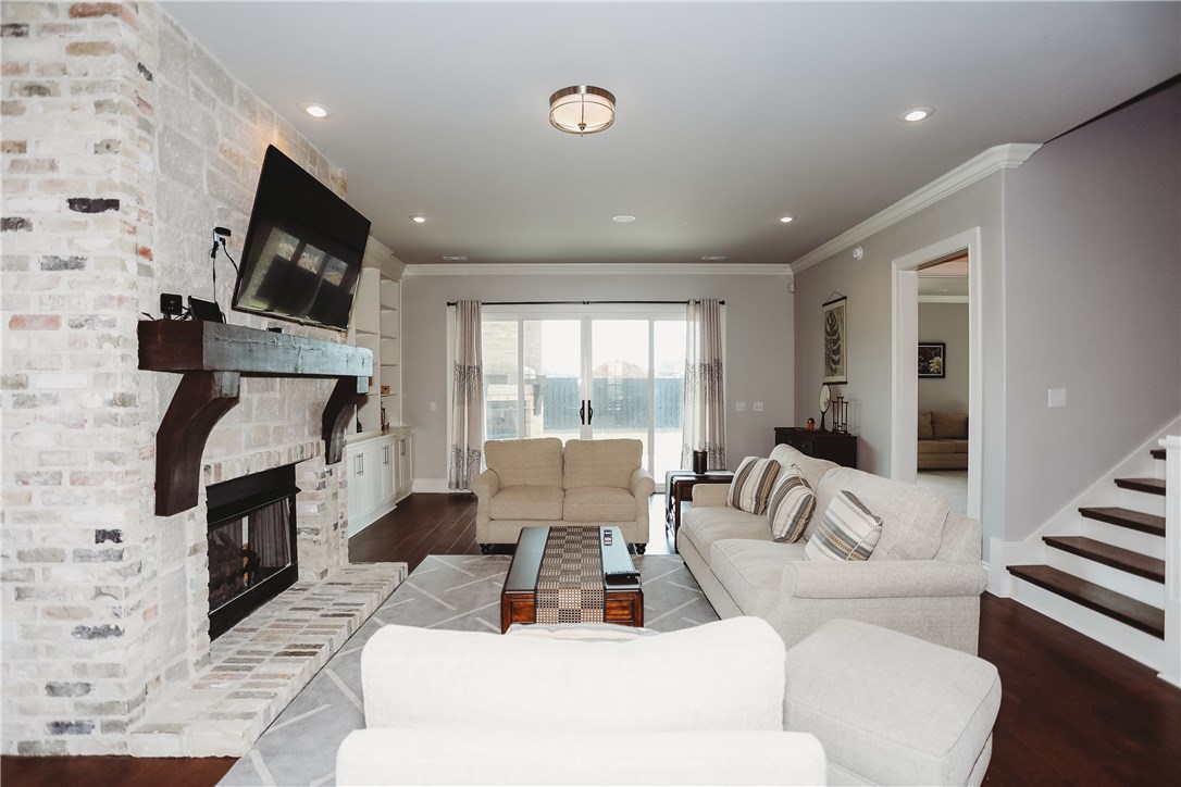 Champions Golf & Cc Rogers - Residential