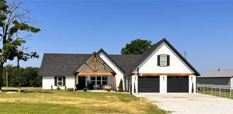MLS: 1302547