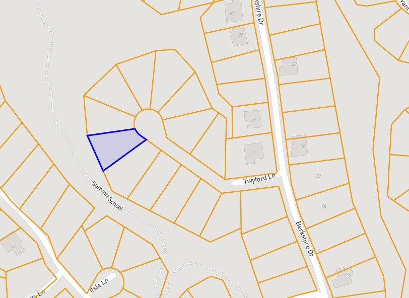 0.29 acres of private land in Bella Vista. Perfect for your future home! Situated right in between Lake Brittany and Lake Ann at the end of a cul-de-sac for maximum privacy. This convenient location also backs up to the Summit School Trail which is a section of the Back 40 Trail System and is in the Bentonville School district.