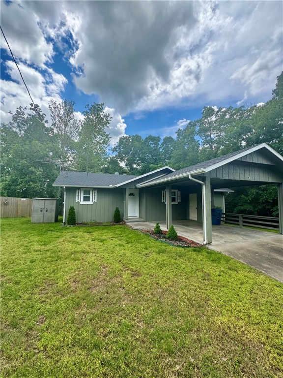 Cozy cottage with 2 beds & 2 baths! Well maintained with fresh paint! All of the appliances are included. So much character! Rents for $1700 a month with a $1700 security deposit. 6 month lease is negotiable with a higher rent rate. Pets negotiable with a refundable $250 pet deposit.