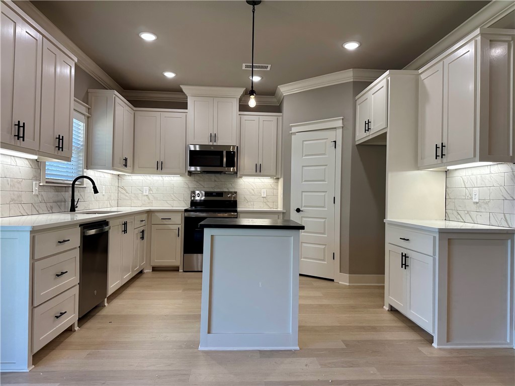 Aberdeen Sub Bvv - Residential