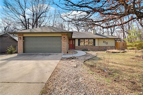 Photo of 6 Lerwick Lane, Bella Vista, AR 72715 (MLS # 1335126)