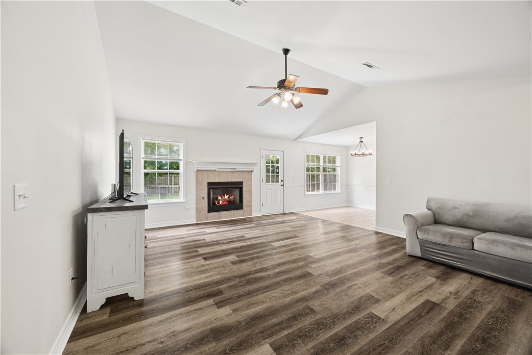 Oakwoods Sub Ph Ii - Residential