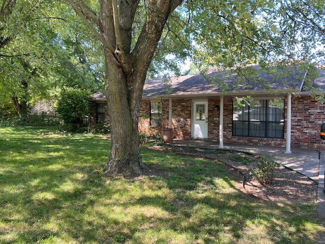 Just down from the Prairie Grove schools you will find this gem on a quaint neighborhood street. With three bedrooms, 2.5 baths, and an open floor plan you will find plenty of room for everyone. A beautiful sunroom with a view awaits the cooler winter months and the inground pool is perfect for our warmer summer months! Don't miss out on this opportunity. Get your showing scheduled today!