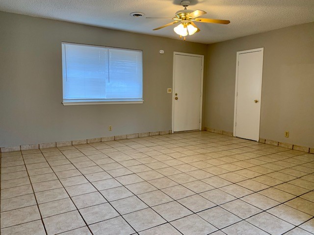 Rolling Oaks - Residential Lease