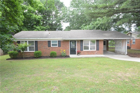 Photo of 2203 Cottonwood Place, Springdale, AR 72762 (MLS # 1352166)