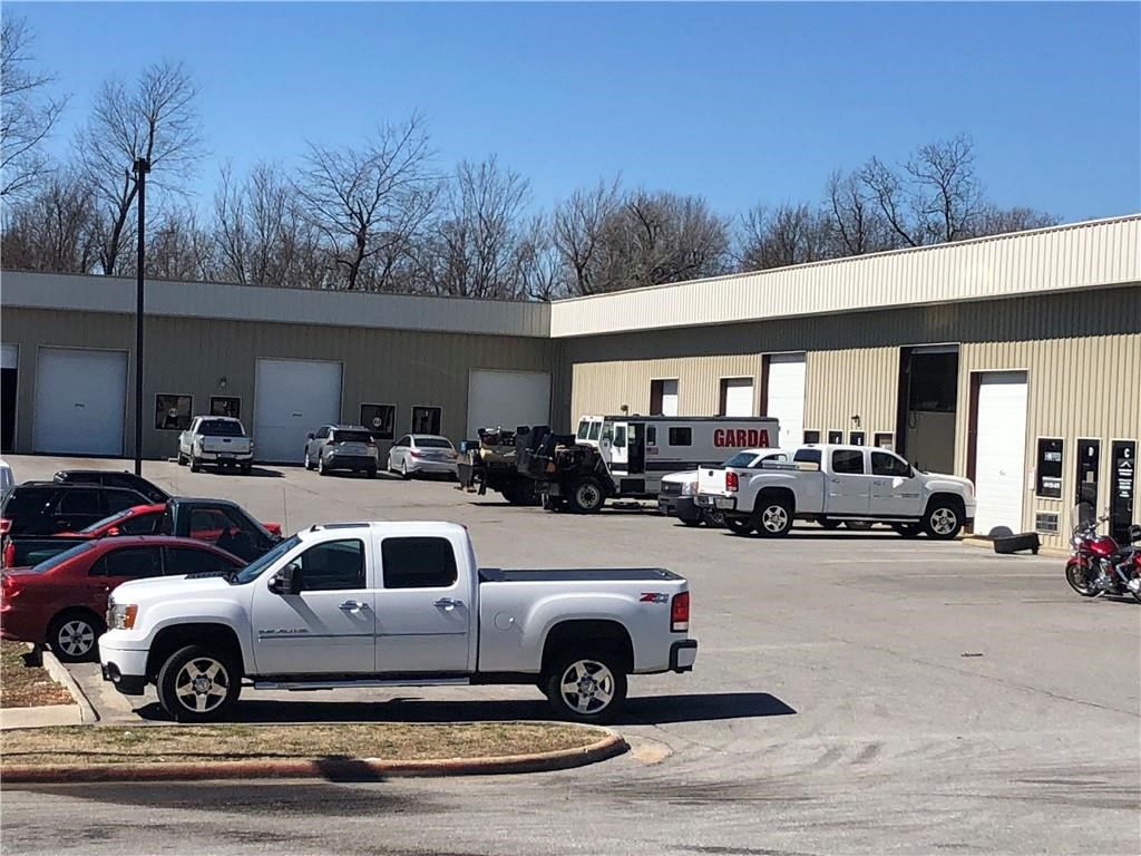 Springdale Outlots - Commercial Lease