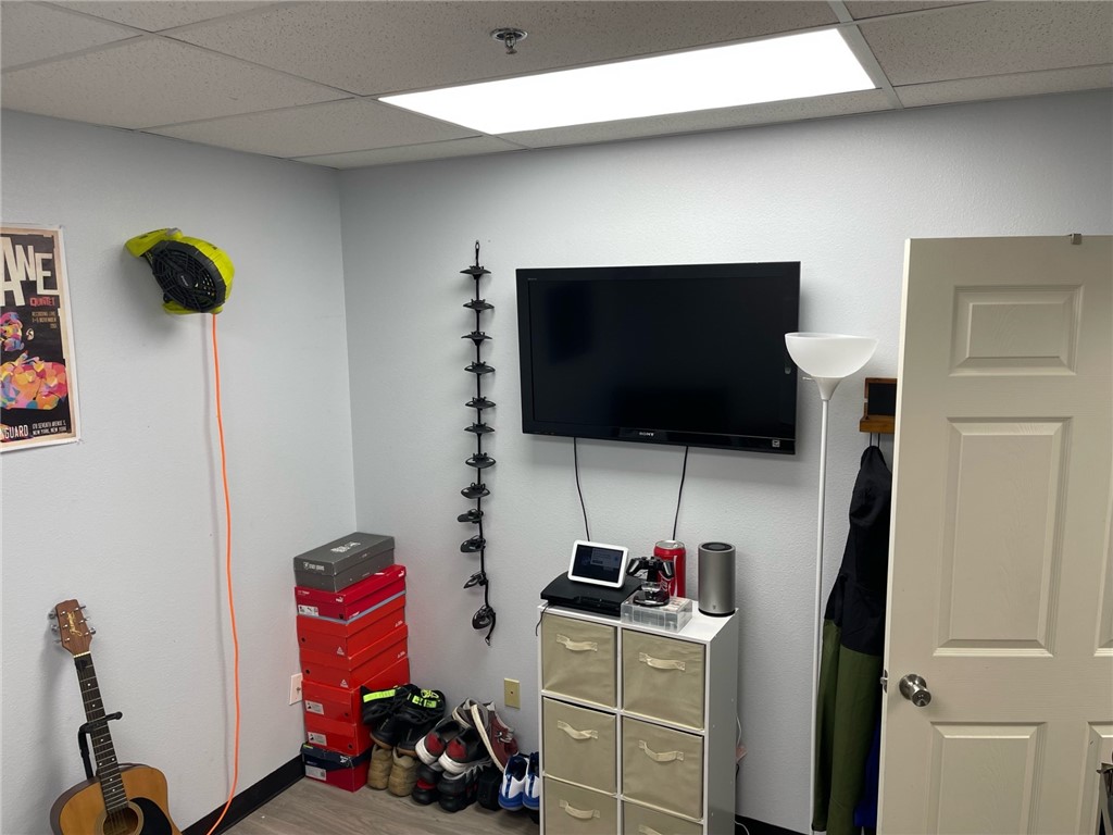 Springdale Outlots - Commercial Lease