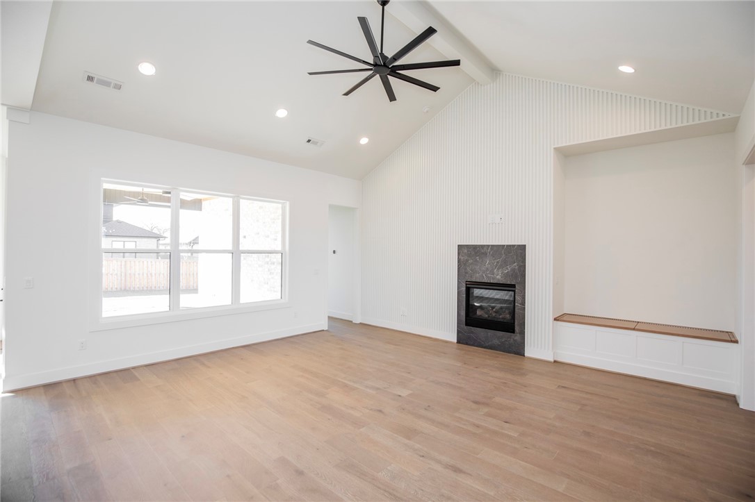 Aurora Ph 3 - Residential