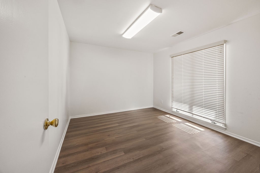 Regency North Ph I - Commercial Lease