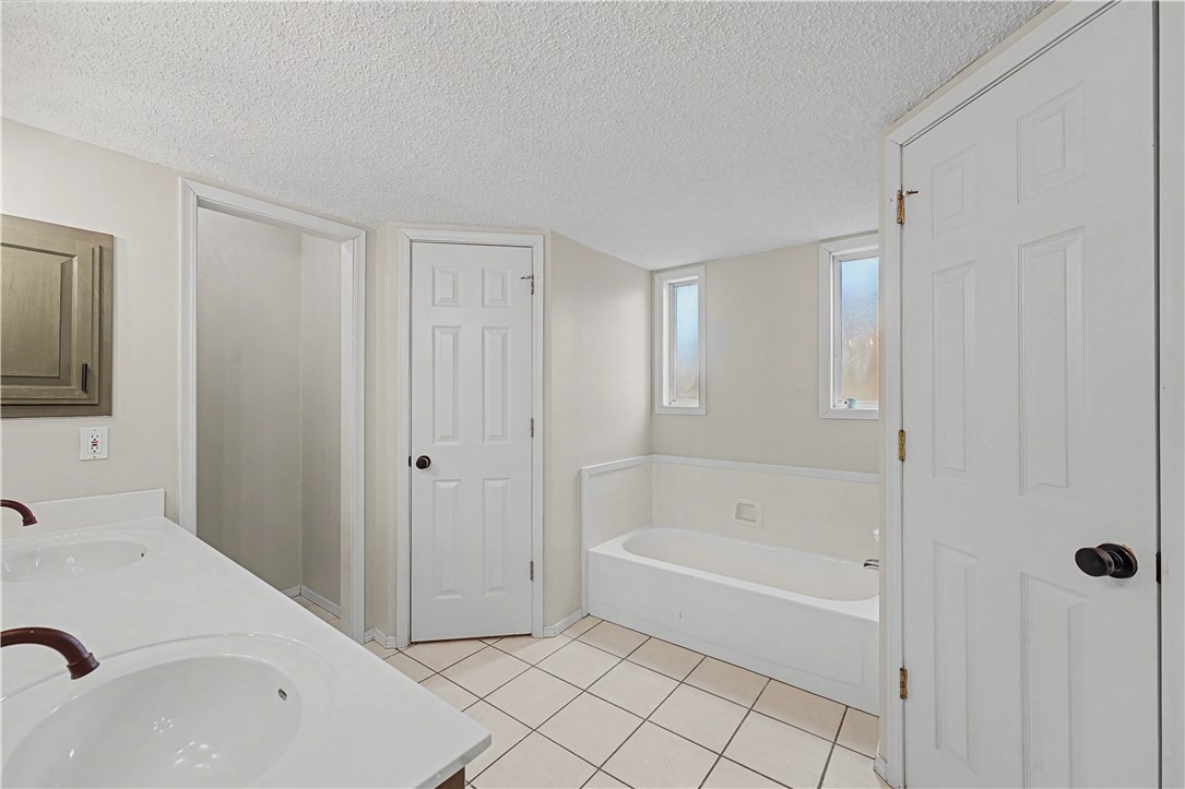 Whispering Timbers - Residential