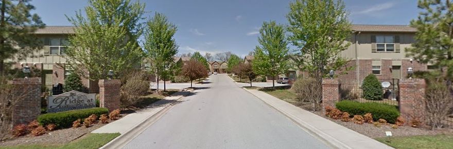 10 units in great shape. 100% occupied very low maintenance investment property. Less than 10 minutes from U of A campus. Located just North of NWA mall. All appliances convey. 2 bedroom 2.5 bathroom. New roof & guttering Nov 2020.