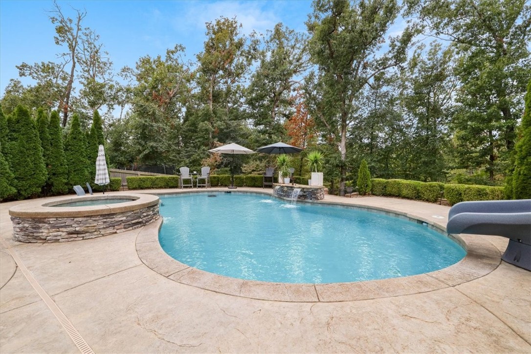 Woods Creek - Residential