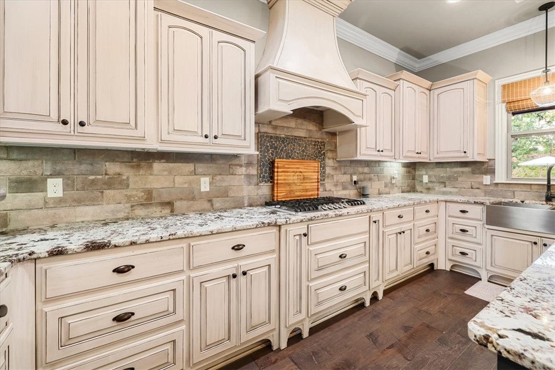 Woods Creek - Residential