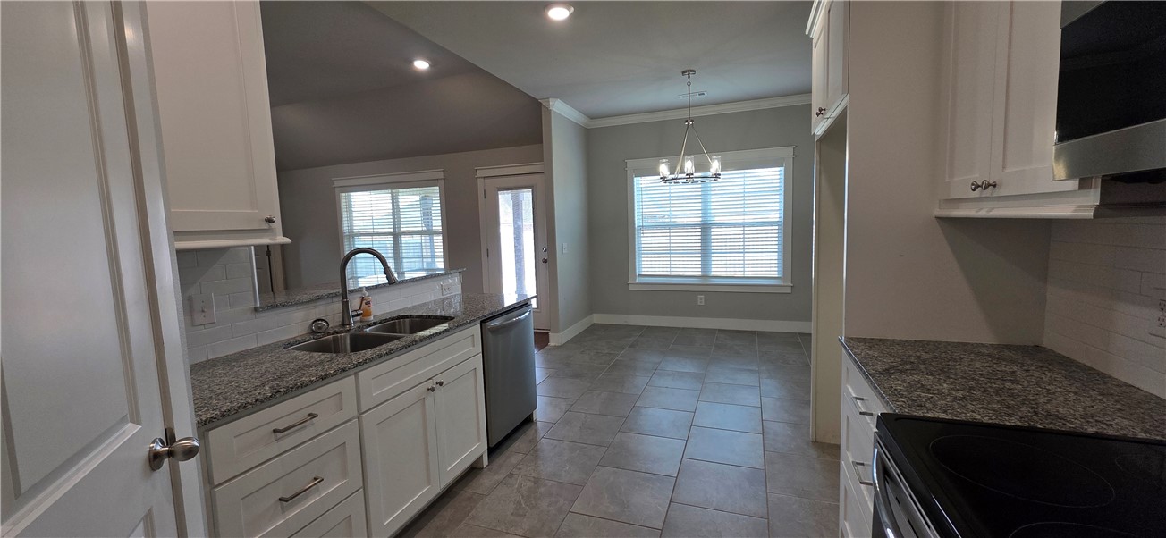 Hickory Meadows Sub Ph 1 - Residential Lease