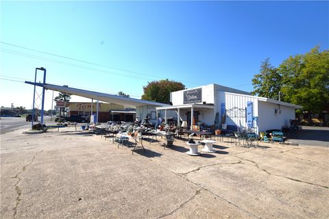 Photo of 326 S 2nd Street, Stilwell, OK 74960 (MLS # 1325454)