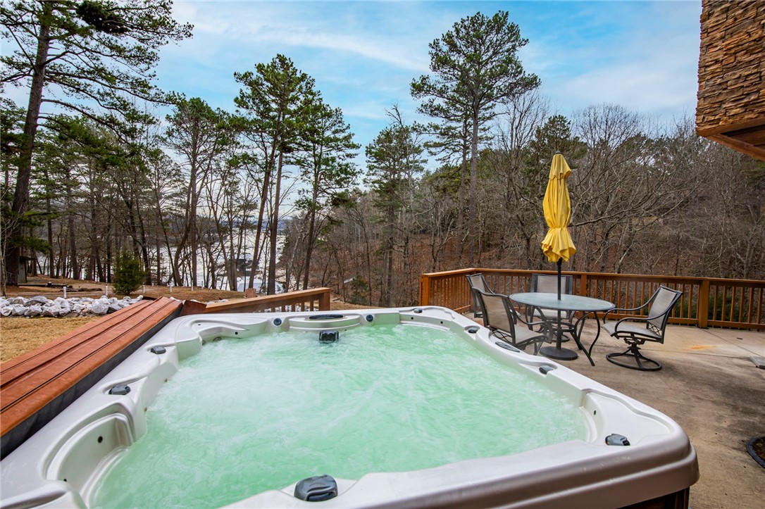 Piney Point Retreat - Residential