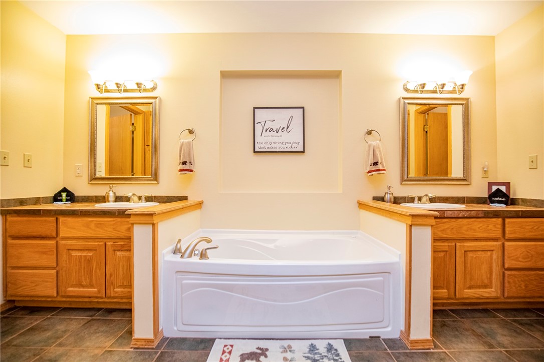 Piney Point Retreat - Residential