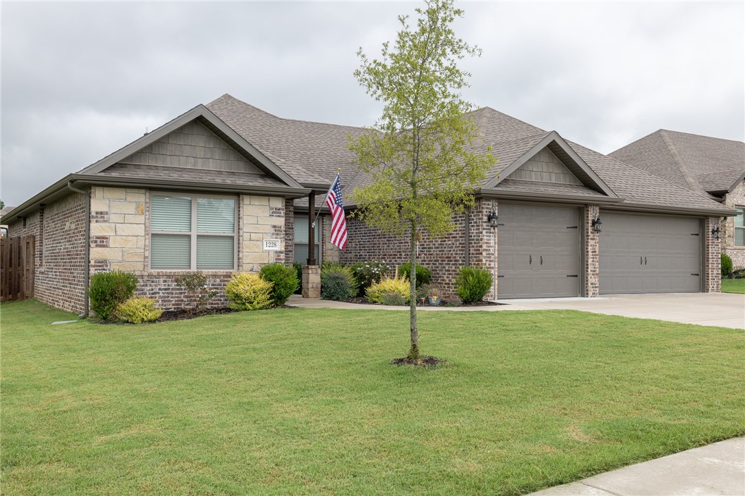 Hard to find FIVE Bedroom Home in Centerton with a three car garage! Built in 2019 this home has barely been lived in. Home features many high end finishes and great outdoor space. The oversized lot provides awesome front yard, while still having a great fenced in back yard. Convenient location with easy access to everything.