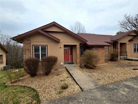 Photo of 30 Walter Drive, Bella Vista, AR 72714 (MLS # 1337522)