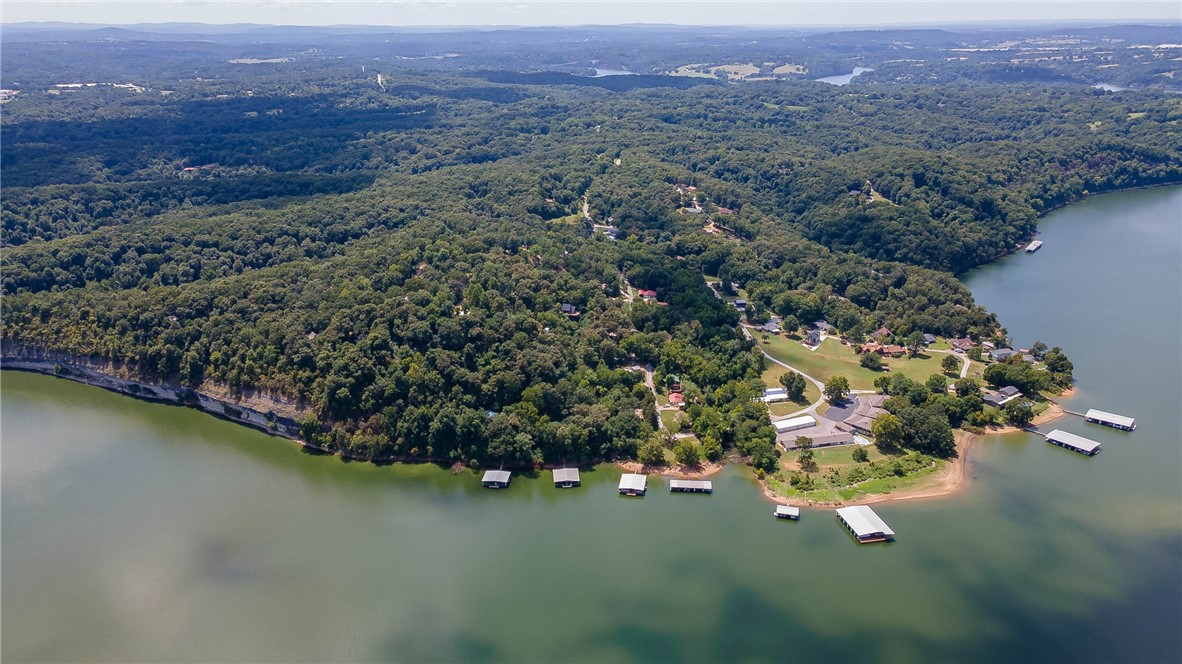 War Eagle Cove Sub - Land