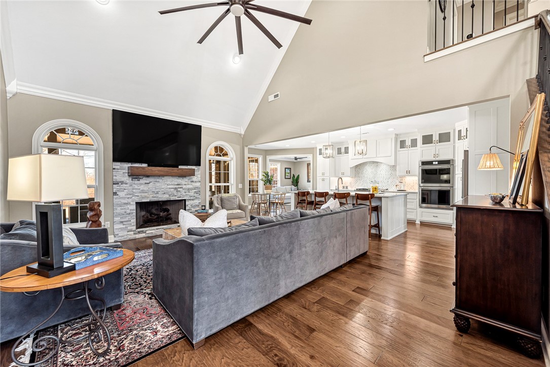 Shadow Valley Ph 1 Rogers - Residential