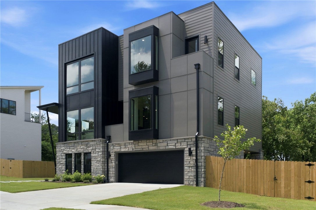 217 NE H Street