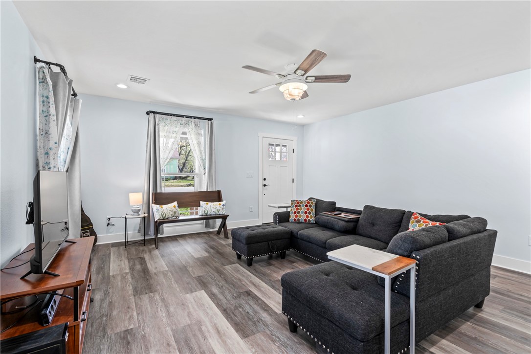 Beauchamps Add Siloam Spgs - Residential