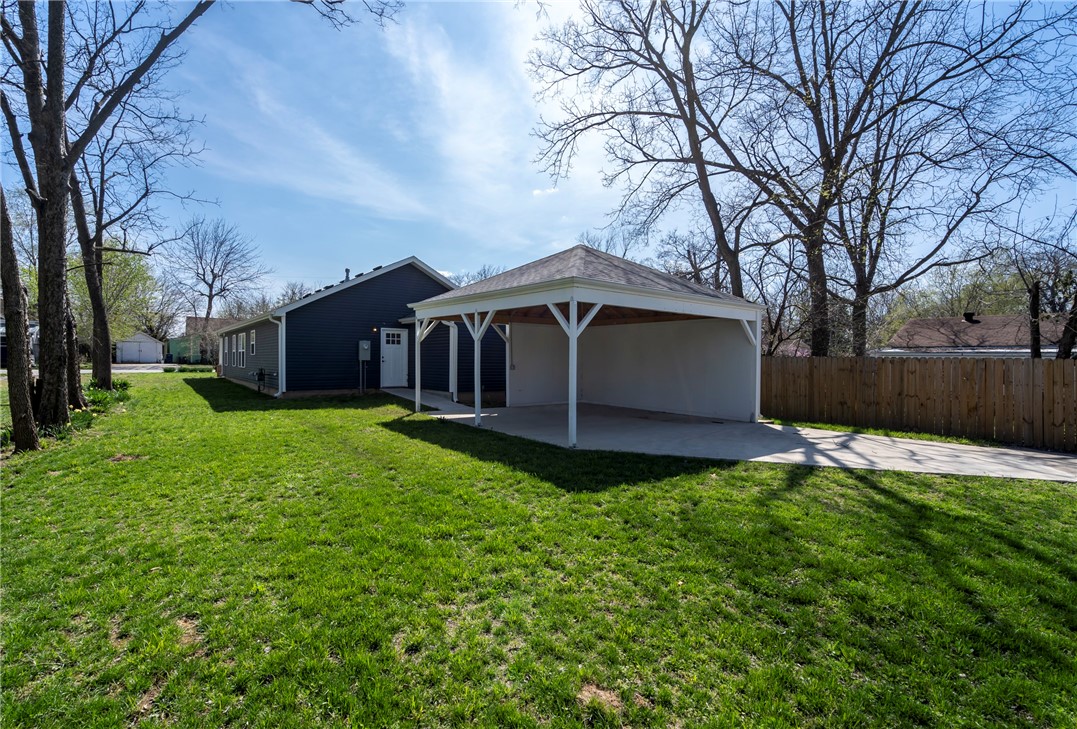 Beauchamps Add Siloam Spgs - Residential