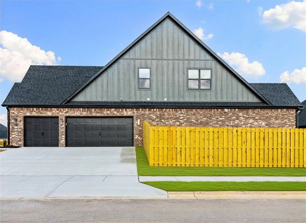 Hillcrest - Residential