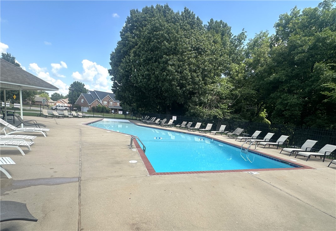 Bridgeport Ph Vi - Residential