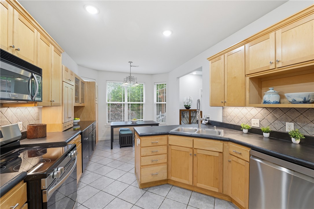 Bridgeport Ph Vi - Residential