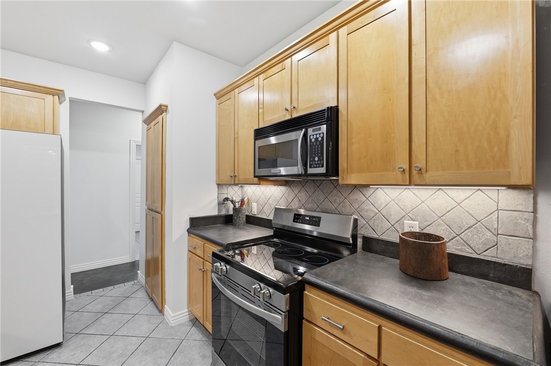 Bridgeport Ph Vi - Residential