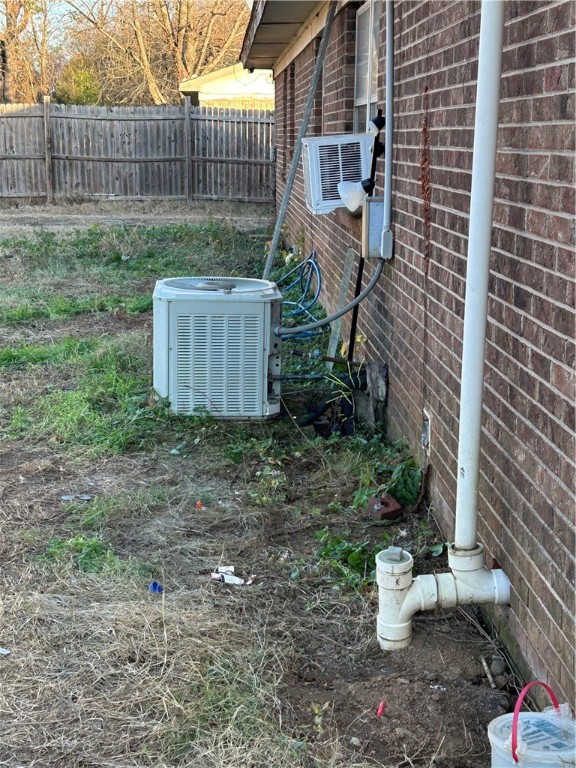 Argie Hurt Add To Alix - Residential