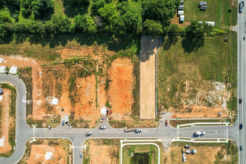 Woodcrest Walk - Commercial Sale