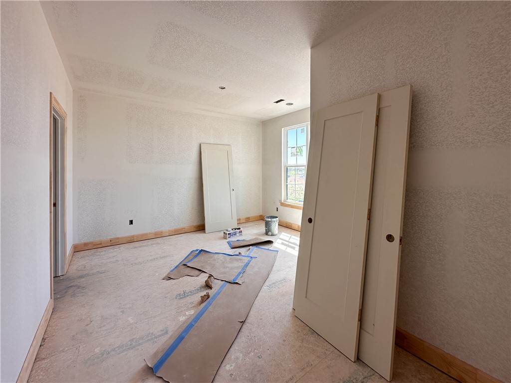 County Line Square - Residential