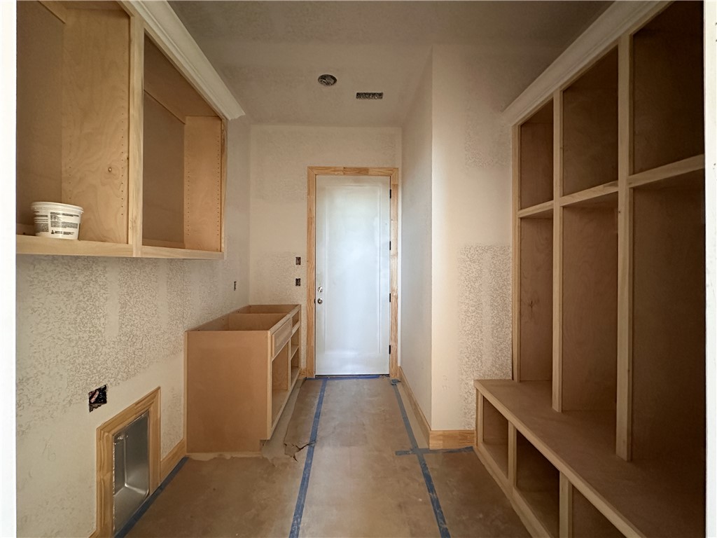 County Line Square - Residential