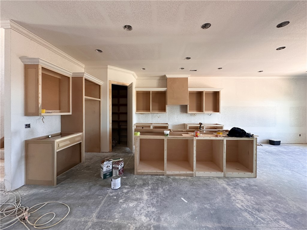 County Line Square - Residential