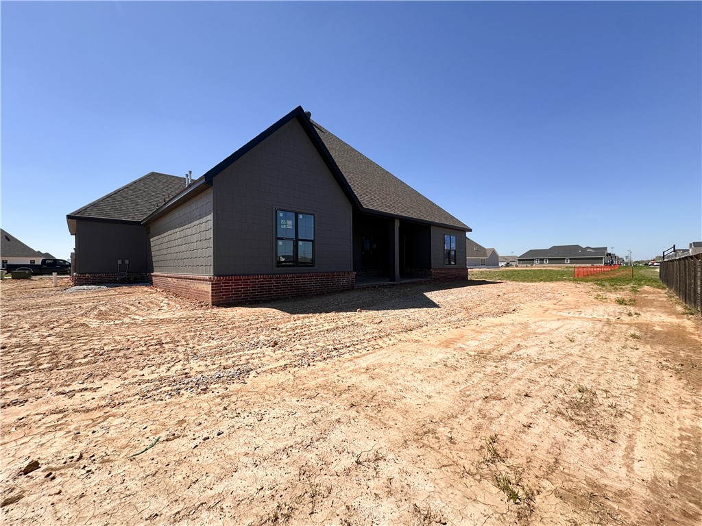 County Line Square - Residential