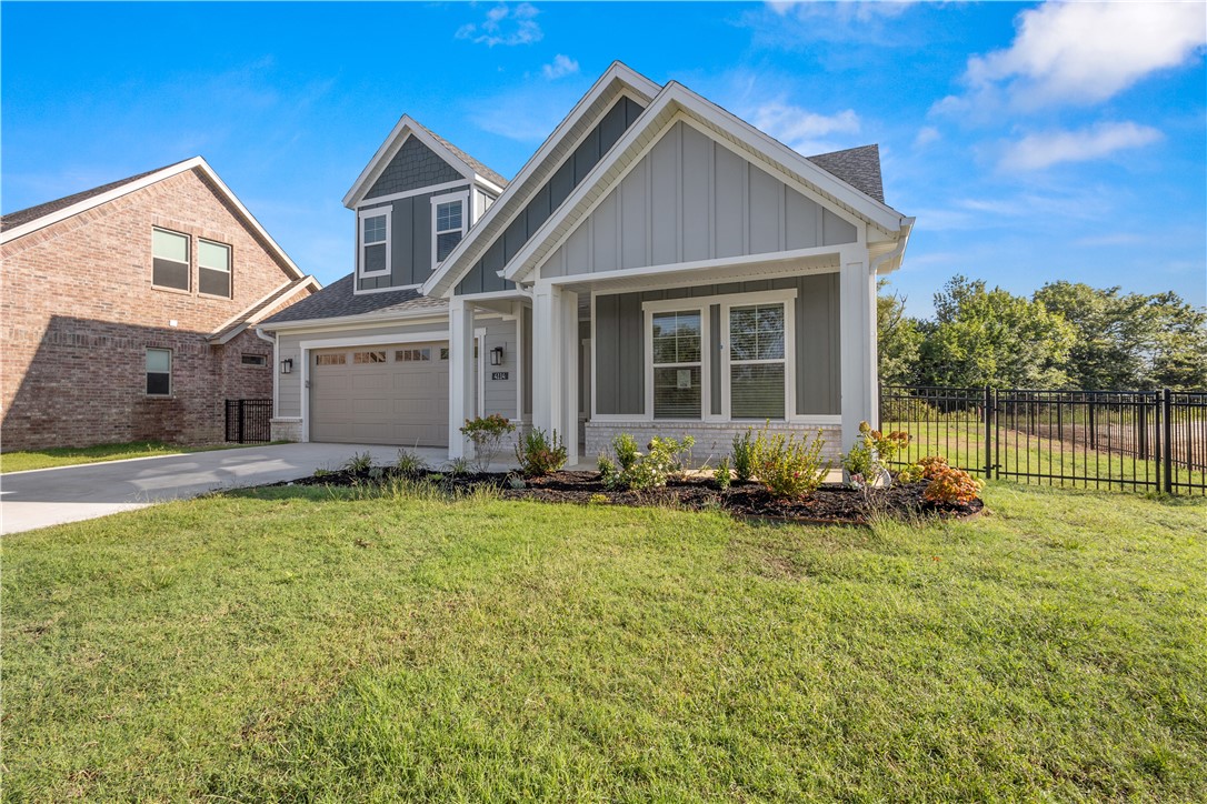 The Courtyards at Owl Creek - Residential