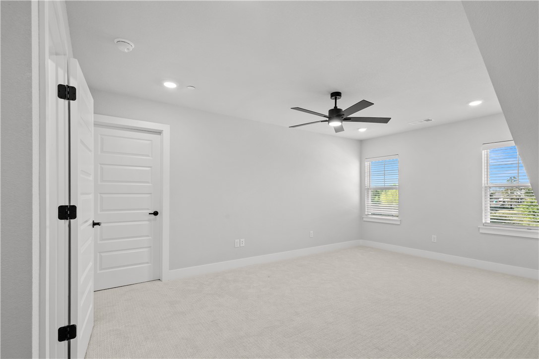 The Courtyards at Owl Creek - Residential