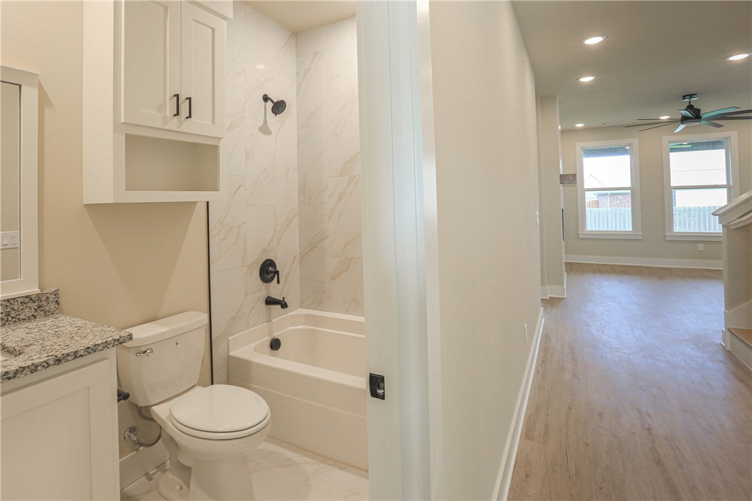 Paradise Park - Residential Lease