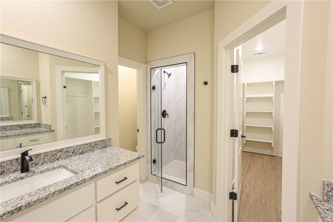 Paradise Park - Residential Lease