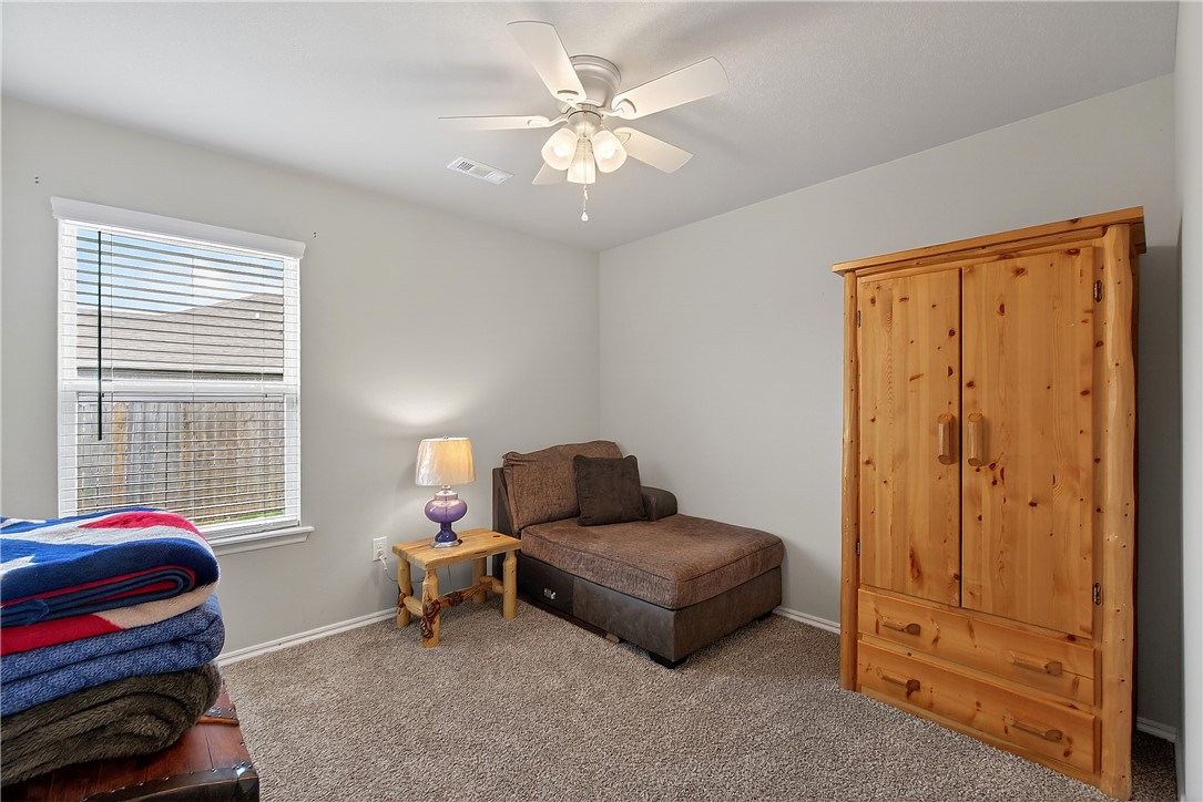 Pioneer Woods Ph 3 Gentry - Residential