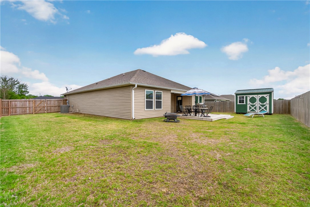 Pioneer Woods Ph 3 Gentry - Residential