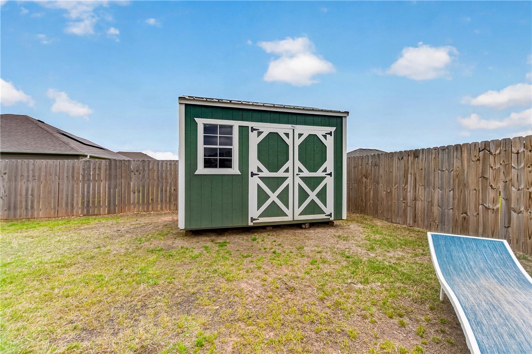 Pioneer Woods Ph 3 Gentry - Residential