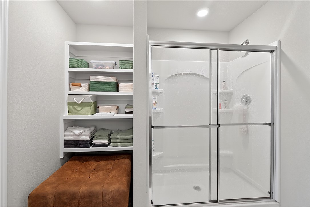 Pioneer Woods Ph 3 Gentry - Residential