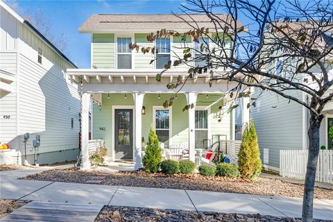 Photo of 942 S College Avenue, Fayetteville, AR 72701 (MLS # 1329470)