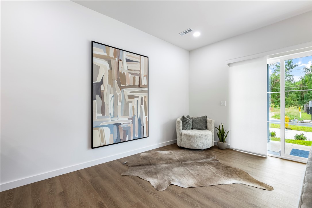 B & W Heights - Residential