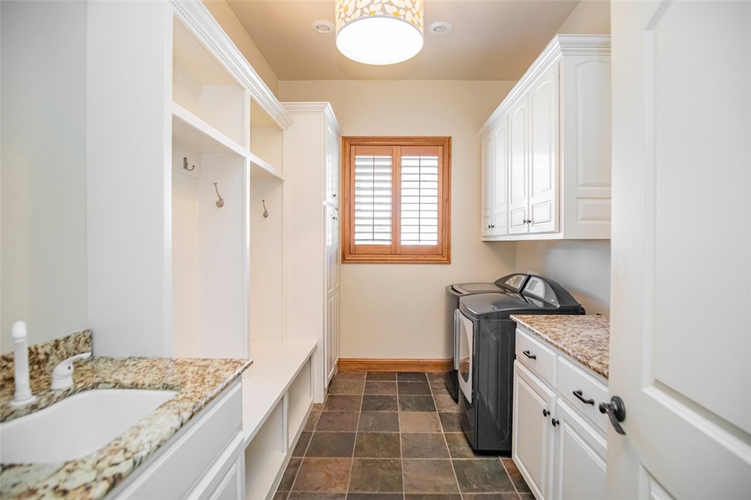 Pinnacle Sub Ph 1, The Rogers - Residential